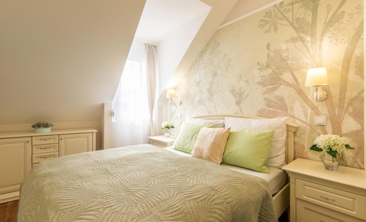 Monarchia Apartman Pearl Mosonmagyaróvár Extérieur photo