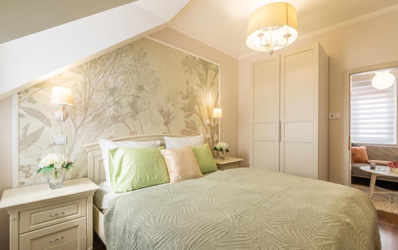Monarchia Apartman Pearl Mosonmagyaróvár Extérieur photo