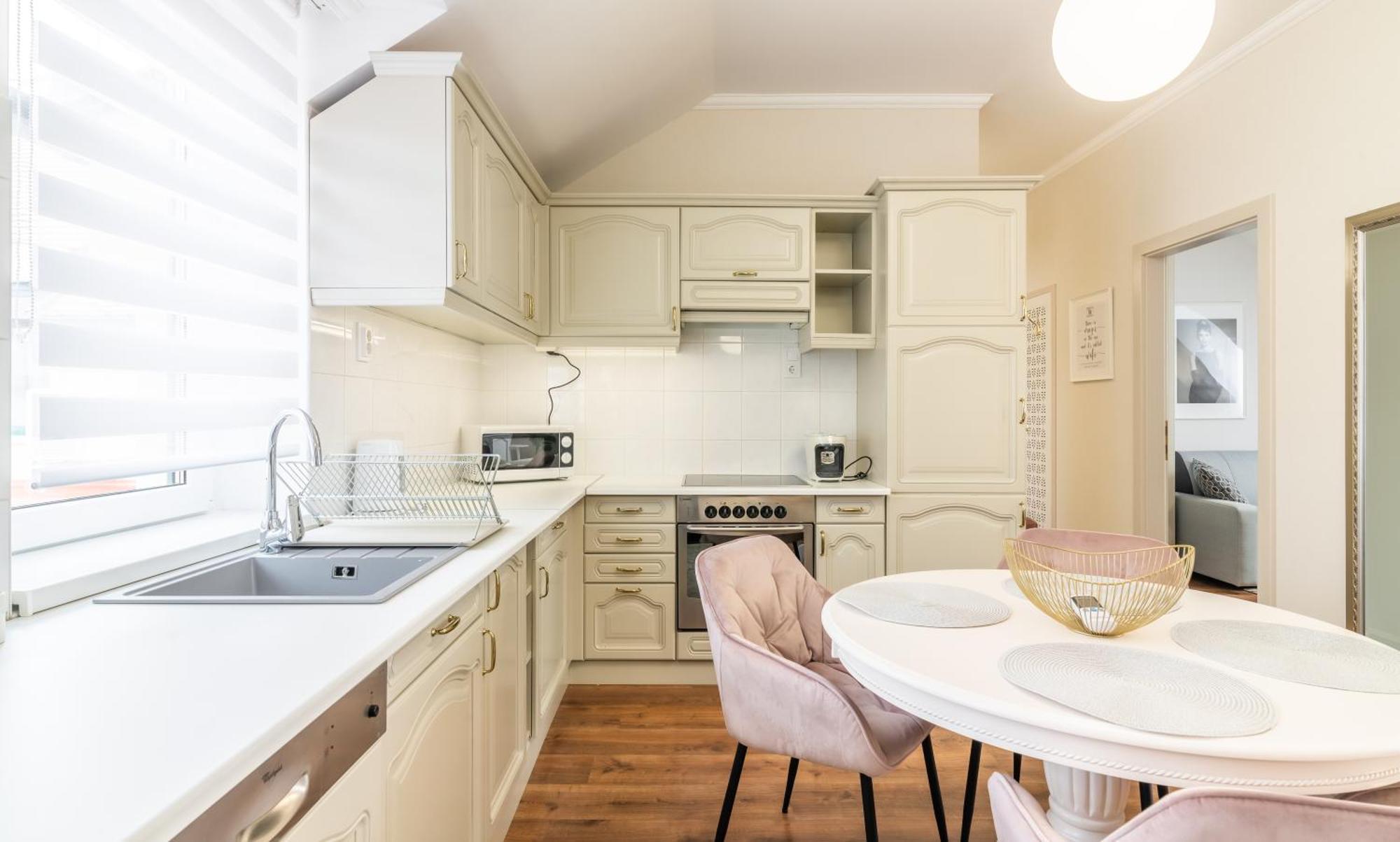 Monarchia Apartman Pearl Mosonmagyaróvár Extérieur photo